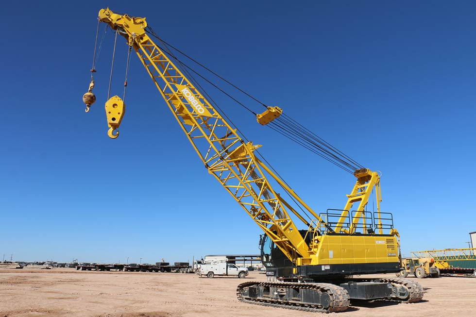 Гусеничные краны: мощные машины для различных задач